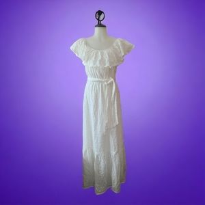 Aura White Eyelet Maxi Dress Size XS NWOT